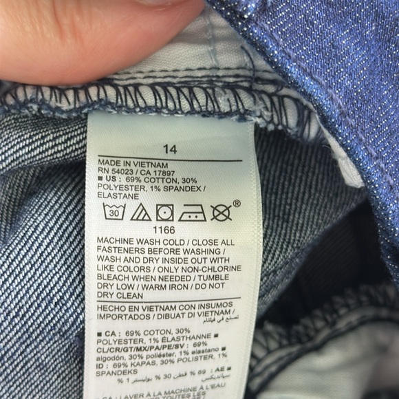 Old Navy High Rise Wow Wide Leg Jeans - Picture 4 of 5